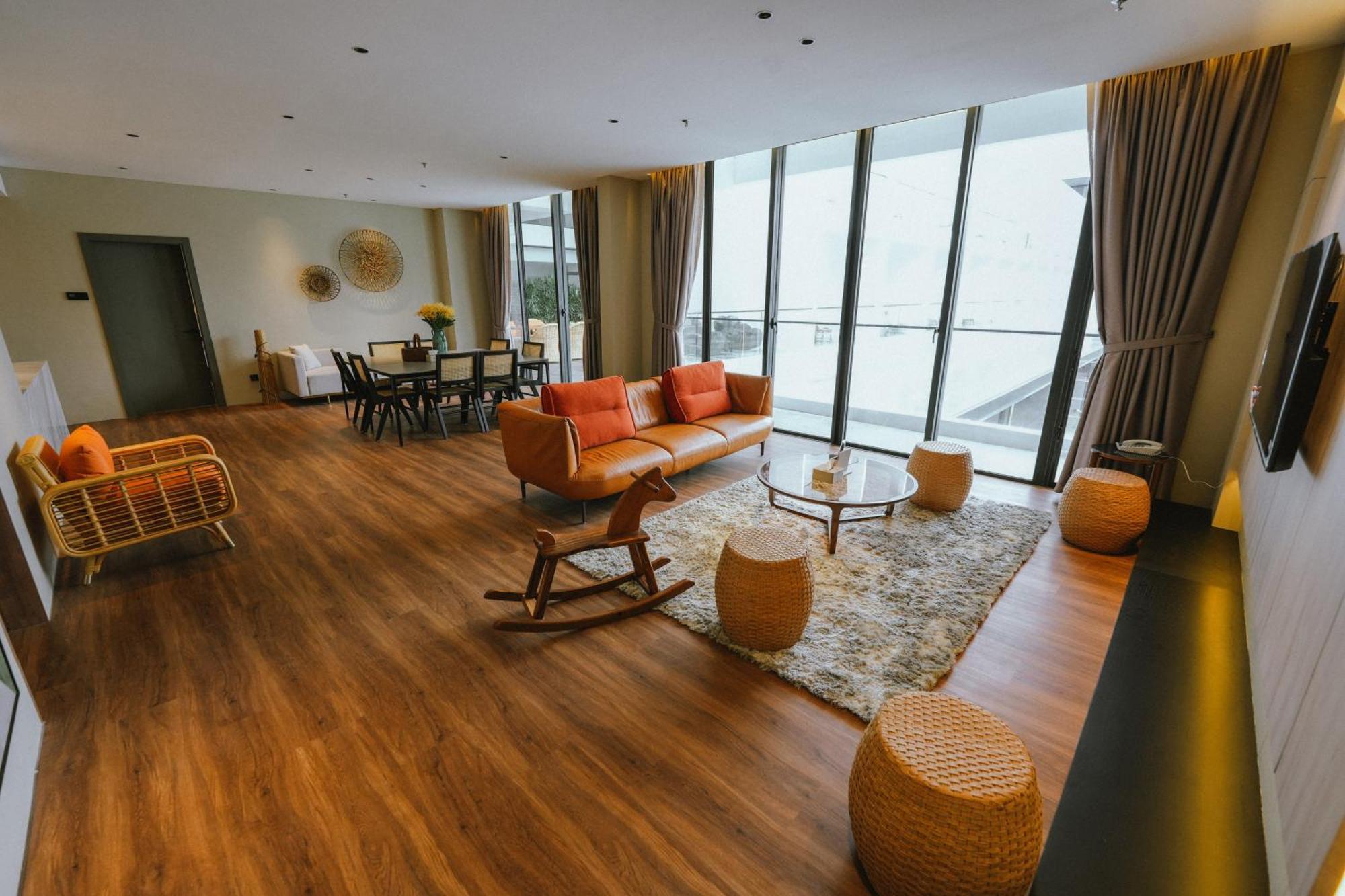 Roxy Beach Resort Sematan Dış mekan fotoğraf